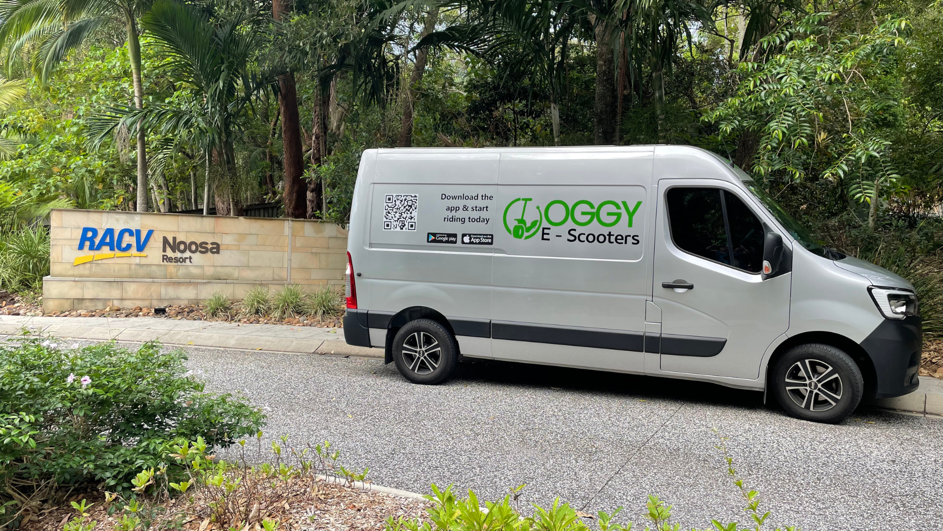 Full day scooter experience - RACV Noosa