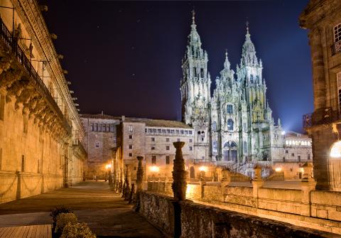 9c3a286543784dc9b9b01f203936c024Santiago_de_Compostela__1_