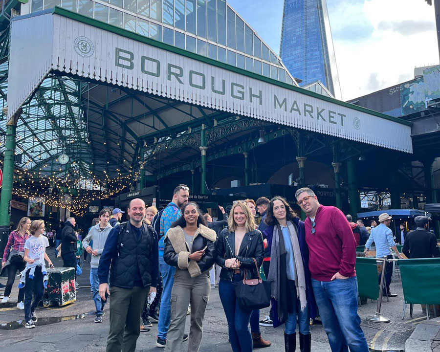 The Three Markets Tour with a Sit-down Indian Tasting Menu on Brick Lane