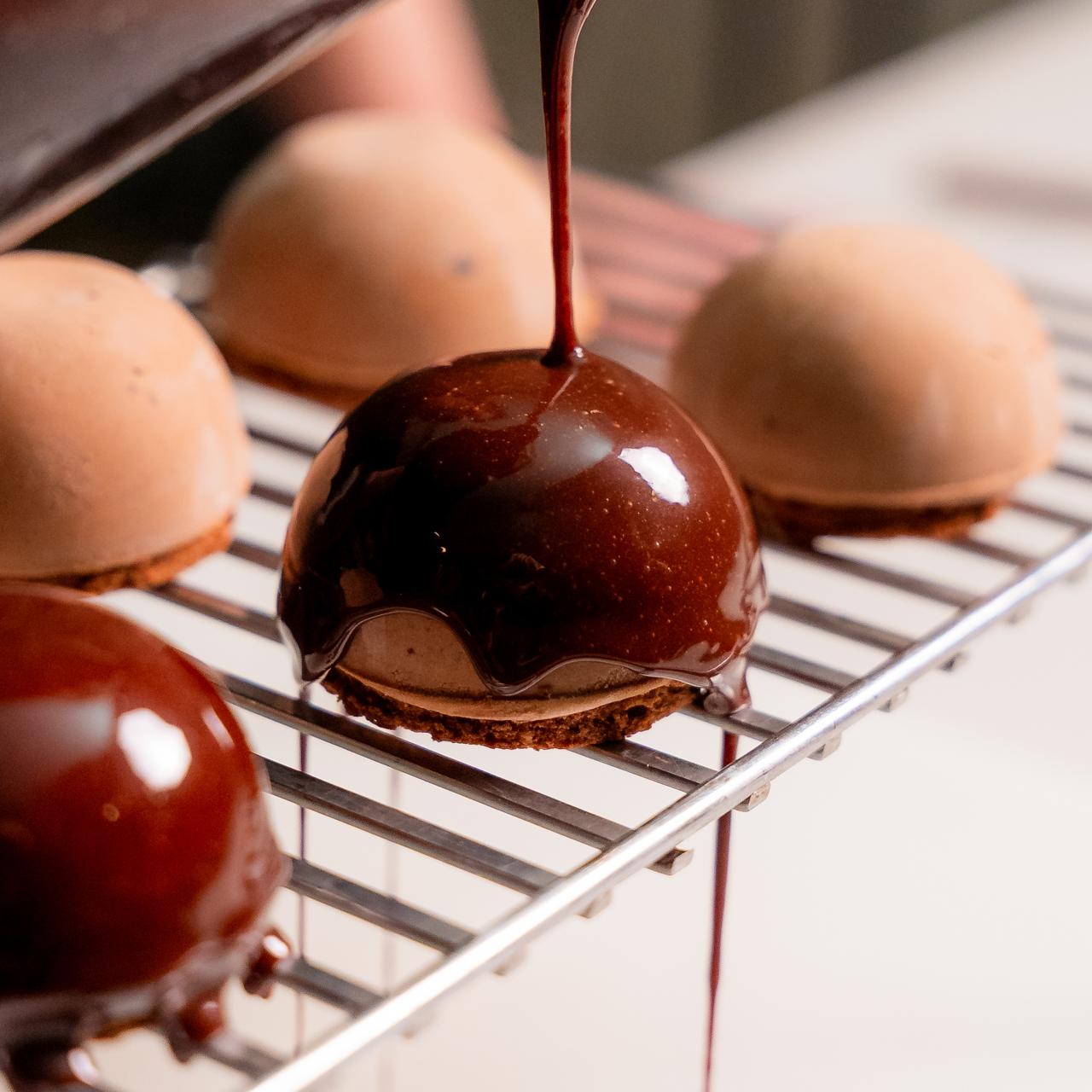 MOUSSE CAKES & MACARONS MASTERCLASS
