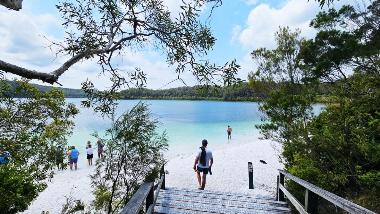 K'Gari Day Tour - Rainbow Beach to Rainbow Beach 