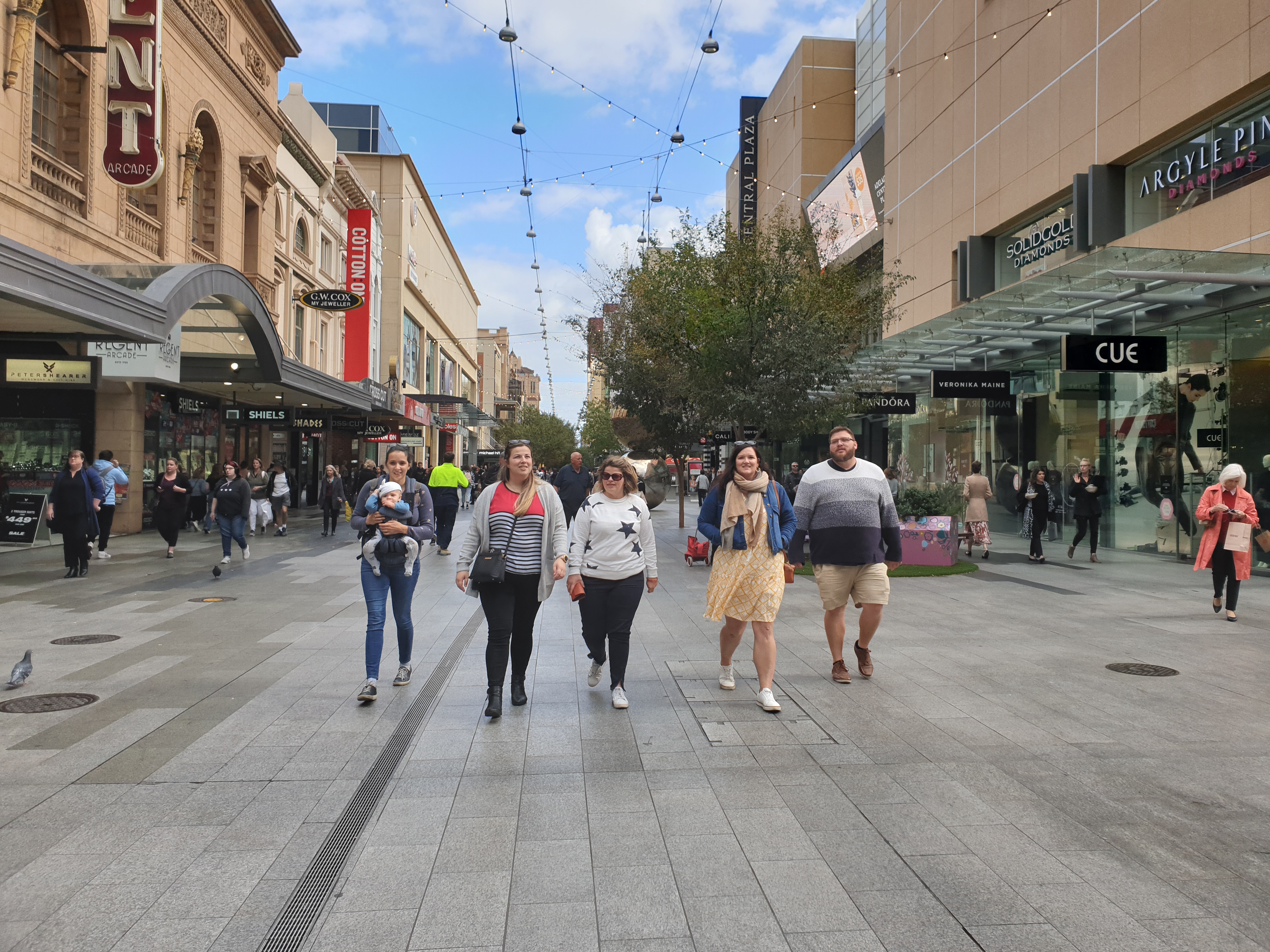 Adelaide Day Tour: Parliament House, Adelaide Town Hall and Adelaide Central Market | Small Group