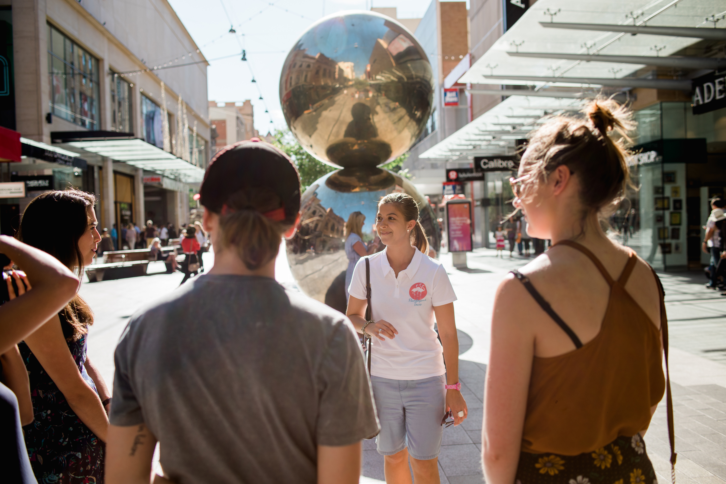 Adelaide Day Tour: Parliament House, Adelaide Town Hall and Adelaide Central Market | Small Group