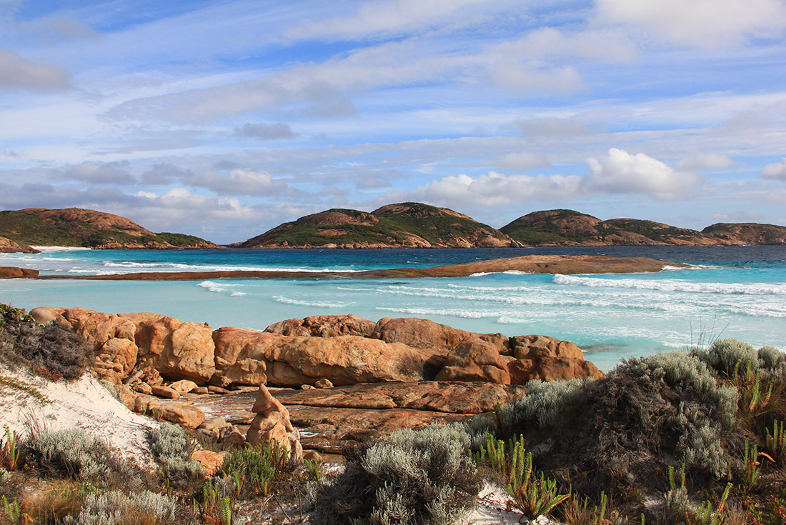 12-Day Brisbane to the Daintree Discovery Tour: Rainbow Beach, Fraser Island, Airlie Beach, Whitsunday Islands, Mission Beach, Great Barrier Reef, Cairns and Port Douglas | Small Group Tour