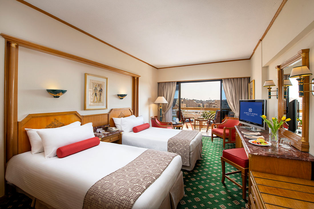 9-Day Premium Ancient Egypt Tour from Cairo: Aswan, Nile Cruise, Edfu and Luxor | 8 Breakfasts, 3 Lunches and 6 Dinners