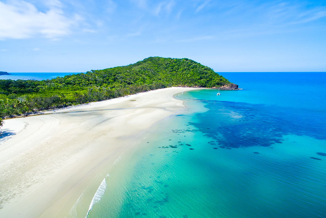 12-Day Brisbane to the Daintree Discovery Tour: Rainbow Beach, Fraser Island, Airlie Beach, Whitsunday Islands, Mission Beach, Great Barrier Reef, Cairns and Port Douglas | Small Group Tour