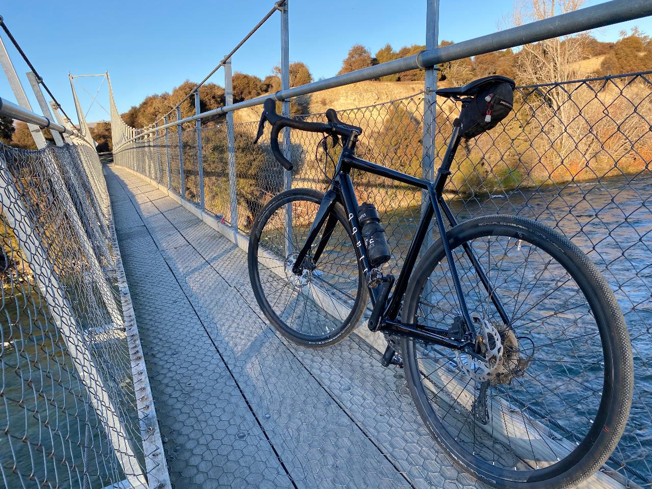 Lake Dunstan Trail - Gravel bike hire and shuttle included (experienced cyclists only)