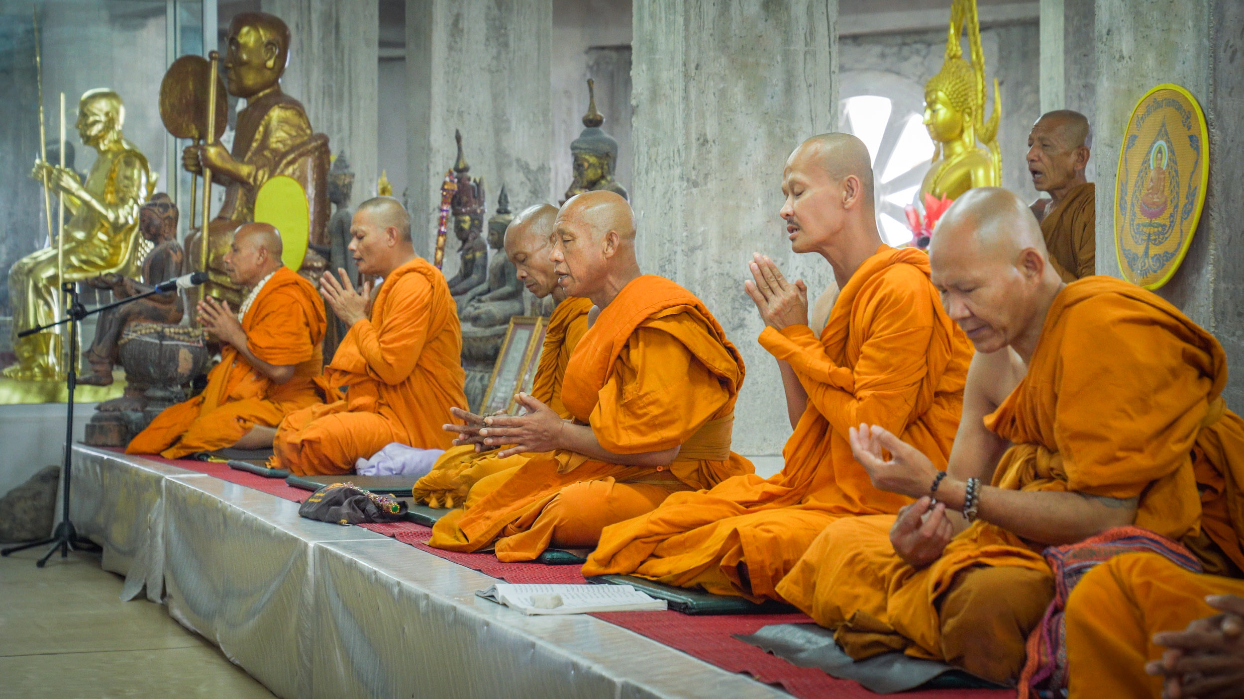 Phuket Island Morning Guided Tour with Big Buddha