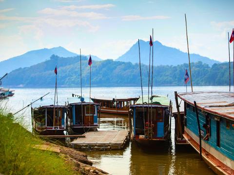 Luang Prabang: Alms Giving Ceremony & Mekong River Cruise to Pak Ou Caves with Lunch – Private Tour