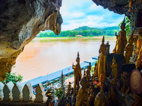 Luang Prabang Cultural Discovery and Cruise to Pak Ou Caves Private Tour