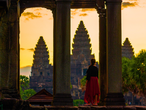 Siem Reap: Angkor Wat, Bayon, and Ta Prohm Temple Guided Tour