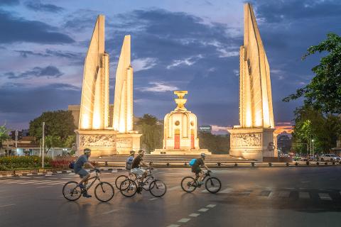 BANGKOK_NIGHT_BIKE_TOUR_0040_Edit