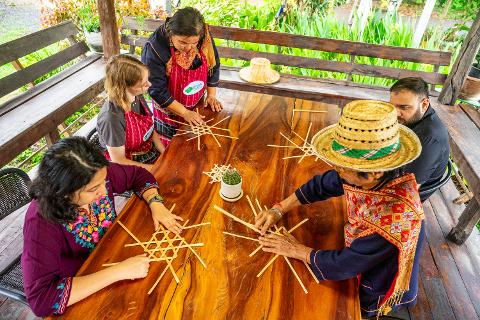Bangkok: Kok Na Sai Community Full Day Private Tour