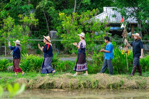 Discova_Educational_Travel___Kok_Na_Sai_Rice_Planting_by_Discova_Thailand__26_