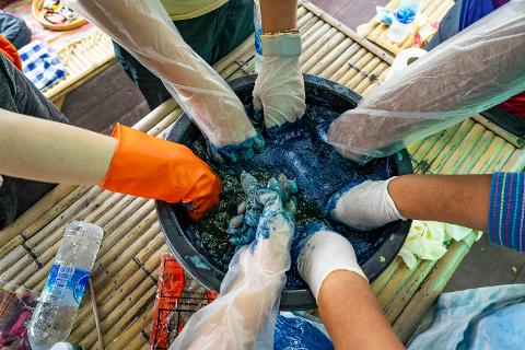 Discova_Educational_Travel___Kok_Na_Sai___Dyeing_Riverside_Activities_by_Discova_Thailand__5_