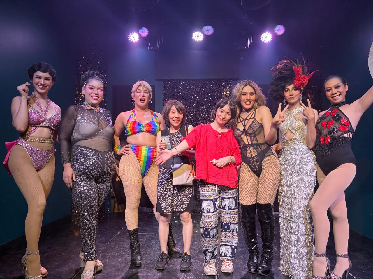 Chiang Mai: Ladyboy Cabaret – Stories, Dinner and Sparkle