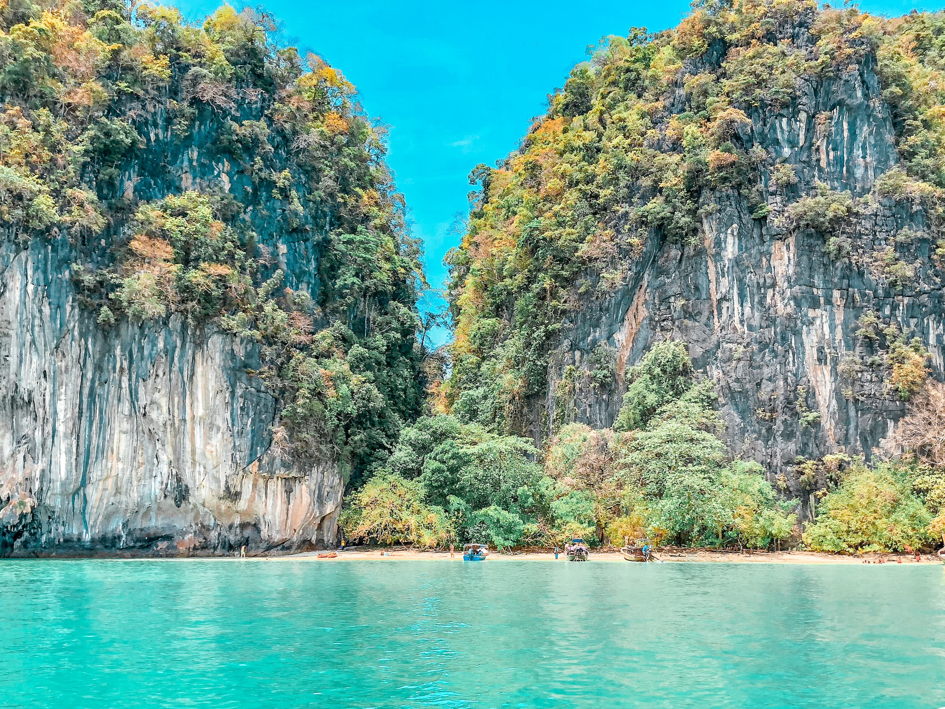 Phang Nga Bay Bioluminescent Plankton and Sea Canoes Tour from Phuket