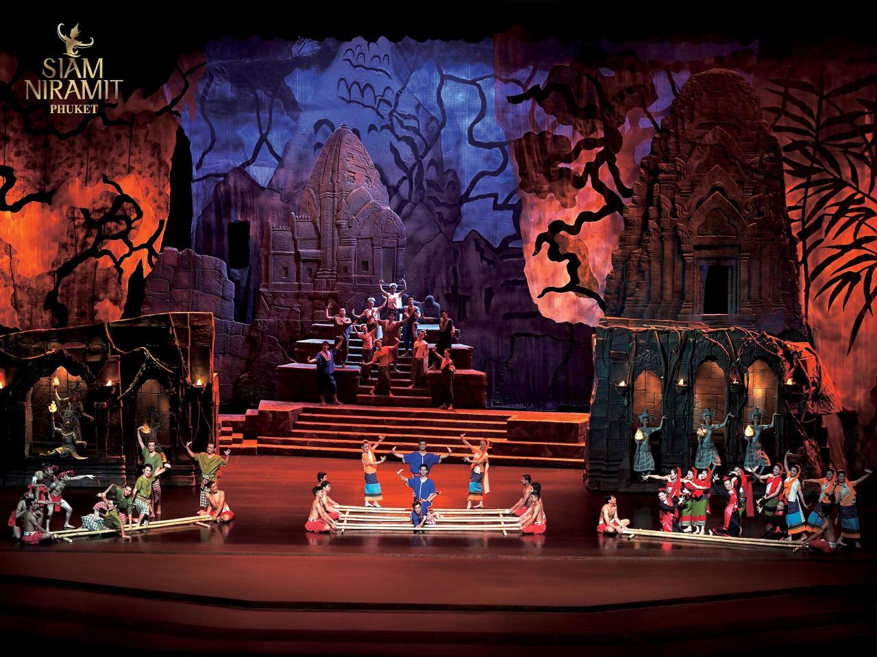 Phuket: Award-Winning Siam Niramit Show, Dinner & Transfers with Gold Package