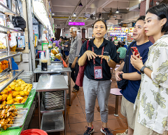 Singapore: Little India, Tekka Centre & Temple Walking  Private Tour