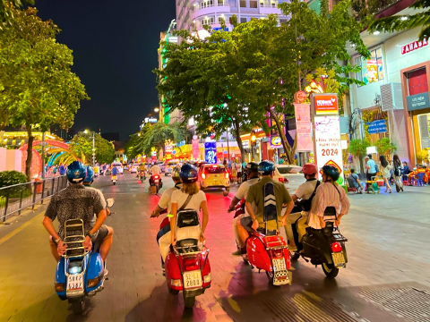 Saigon's Nightlife, Food Tastings and Local Craft Beer by Vespa