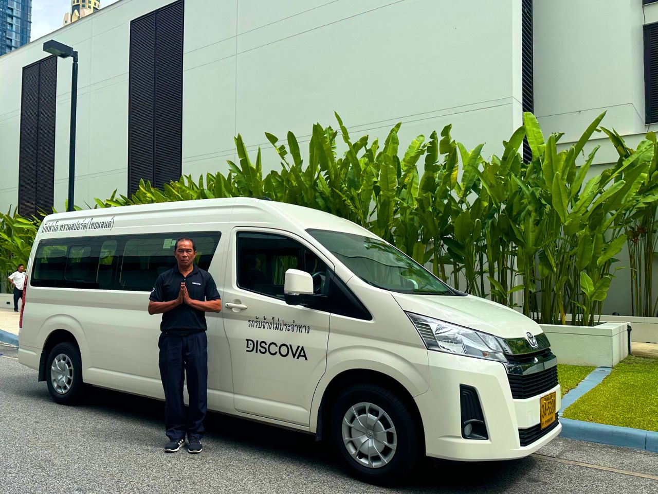 Bangkok: 1 Way Private Transfer from Bangkok Airport to Bangkok Hotel by Van