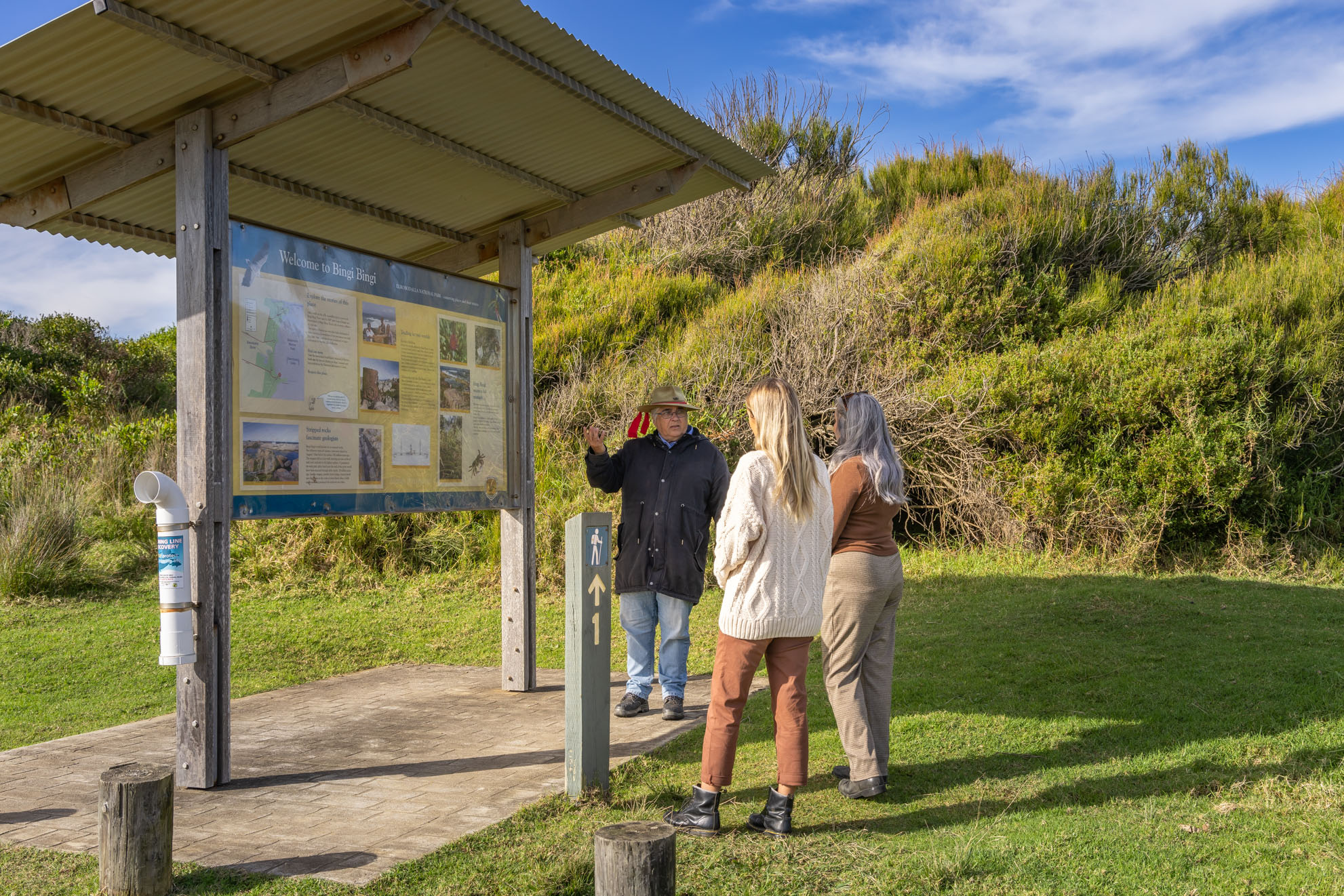CONNECT TO COUNTRY (Dec 30) - BUSH FOOD AND BUSH MEDICINE WALK ON THE BINGI DREAMING TRACK WITH ELDER PATRICIA ELLIS OF MINGA ABORIGINAL CULTURAL SERVICES