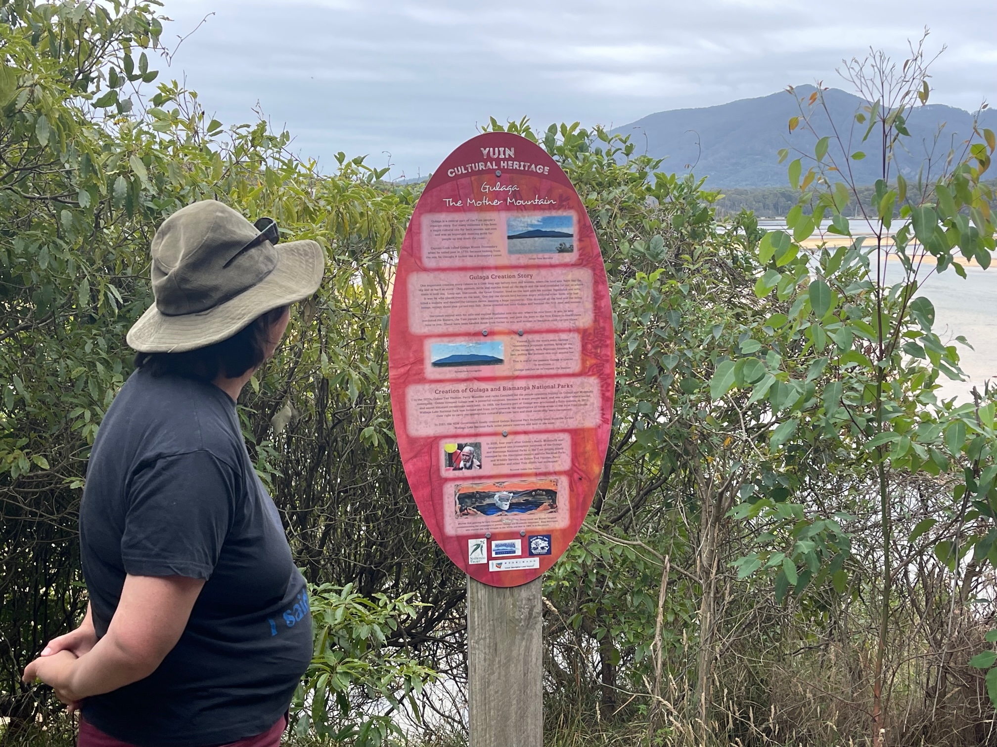 WALKING ON COUNTRY WITH WARREN FOSTER OF YANNAGA YOOWAGA TOURS AT WALLAGA LAKE