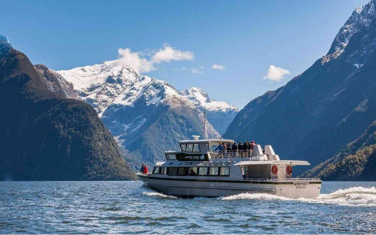   7-Day South Island New Zealand Escape – Milford Sound, Queenstown & Scenic Rail Journey | 16th – 22nd February 2027