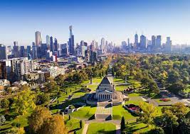 Discover Melbourne's Essence - City Tour + Penguin Parade Tour