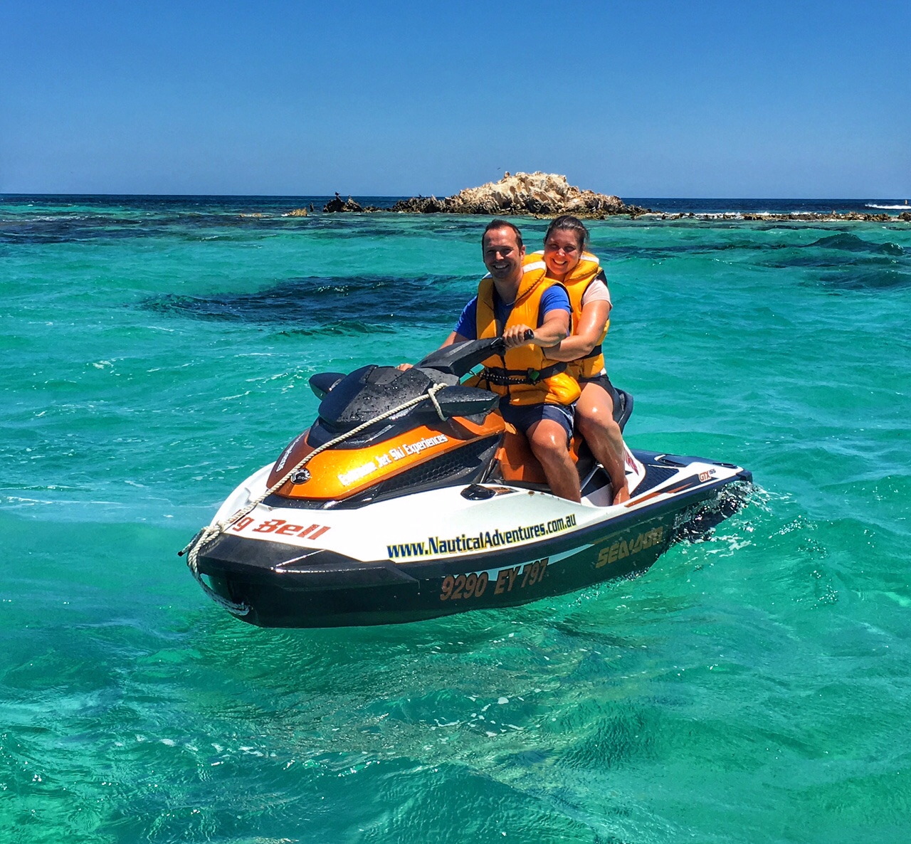 HILLARYS – OCEAN BLAST TOUR (60 minutes)