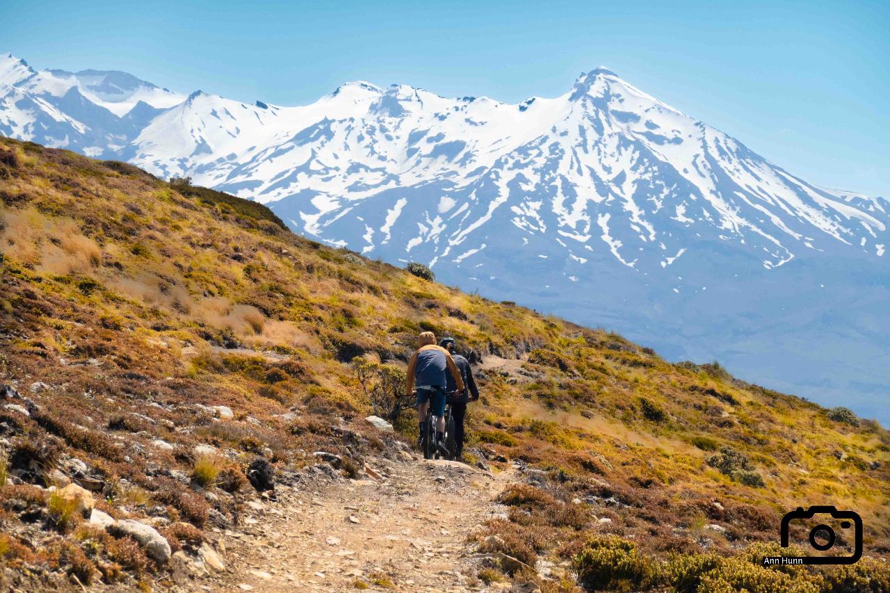 Kaimanawa Descent (Heli-Bike)
