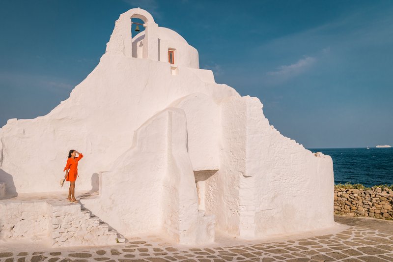 Mykonos: Professional photoshoot at Paraportiani Church (VIP)