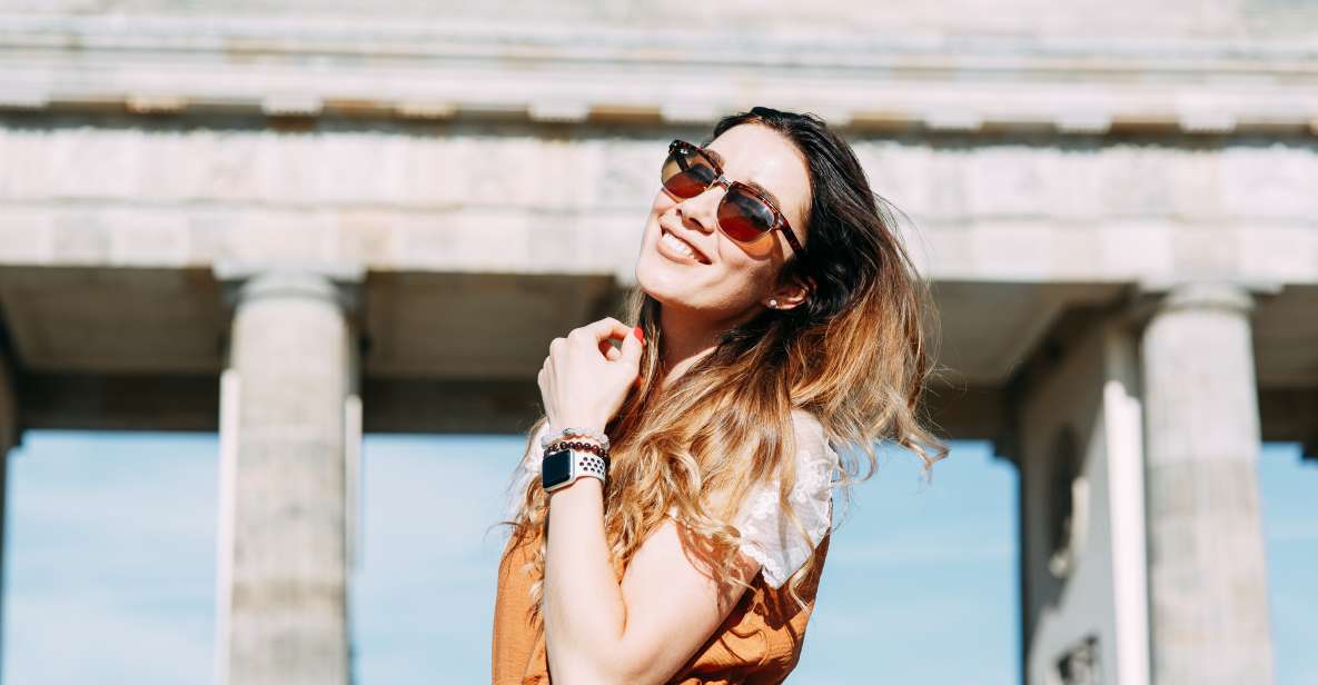 Berlin: Professional Photoshoot at the Brandenburg Gate (Premium)