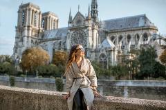 Paris: Professional photoshoot at Notre Dame (Standard)