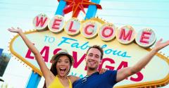 Las Vegas: Professional photoshoot at the Welcome to Las Vegas Sign! (VIP)