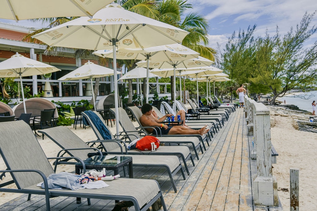 ROSE ISLAND ESCAPE: PERFECT BEACH DAY GETAWAY - GROUP TOUR