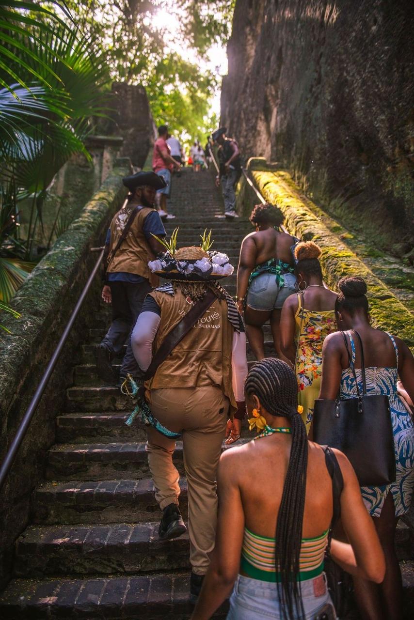 SIGHTSEEING PIRATE JEEP TOUR