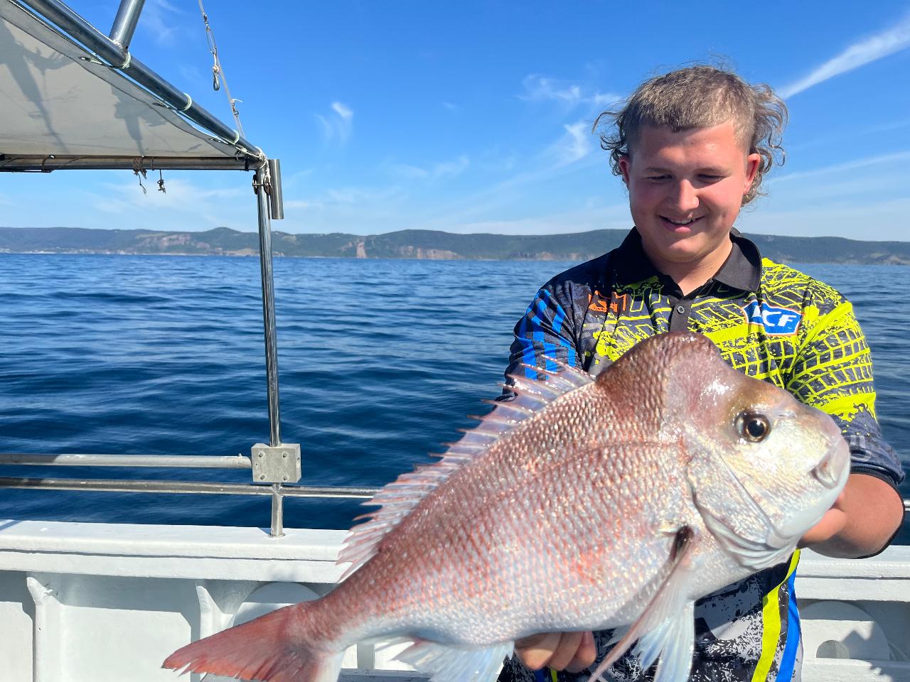 Sunset afternoon reef fishing trip.