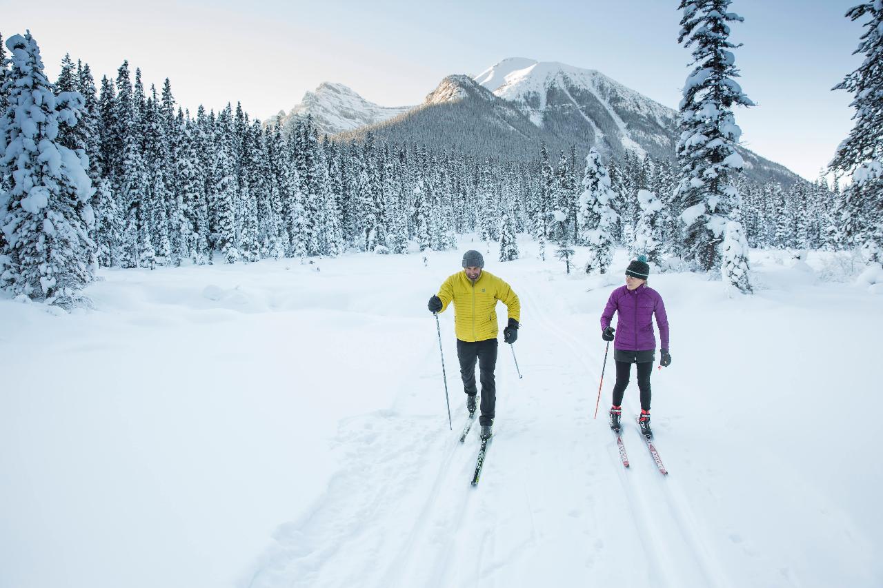 Lake Louise Cross Country Ski Tours 