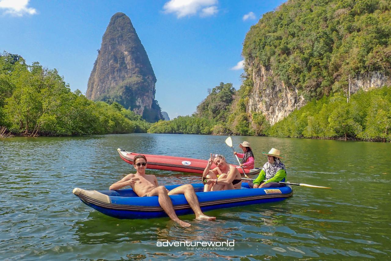 Day Tour | James Bond & Beyond by Speed Boat