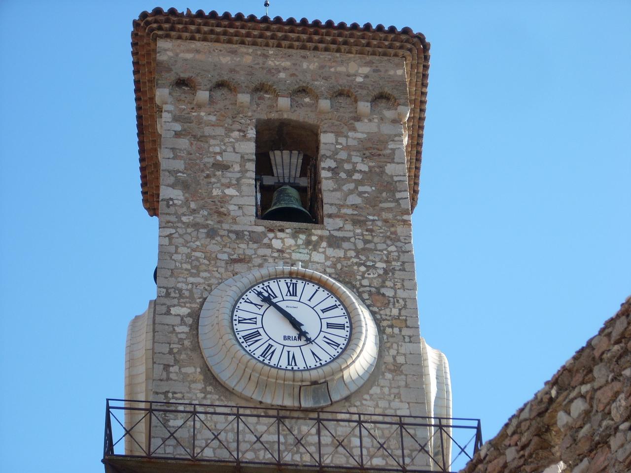 Cannes Walking Tour: Old Town, Port & Film Festival Sites