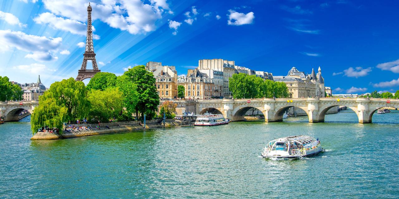 Paris 10+ Highlights: Montmartre, Sacré-Cœur & Arc de Triomphe