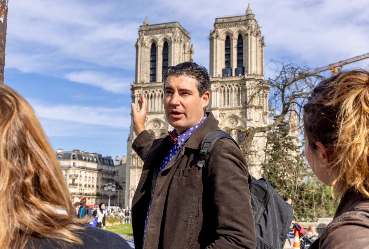 See 30+ Paris Sights : Walking and Metro Tour & Museum D'Orsay (Closed Monday)