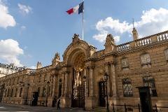 Paris Élysée, Perfume, €50 Lafayette Voucher & Seine Cruise