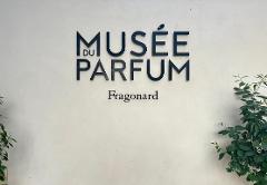 Secret Covered Passages of Paris Tour with Musée du Parfum Fragonard