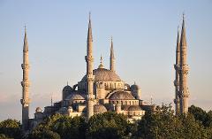 Istanbul: Old City Highlights & Grand Bazaar Walking Tour