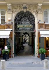 Hidden Passages & Parisian Bites: Food Tour from Vivienne to Panoramas