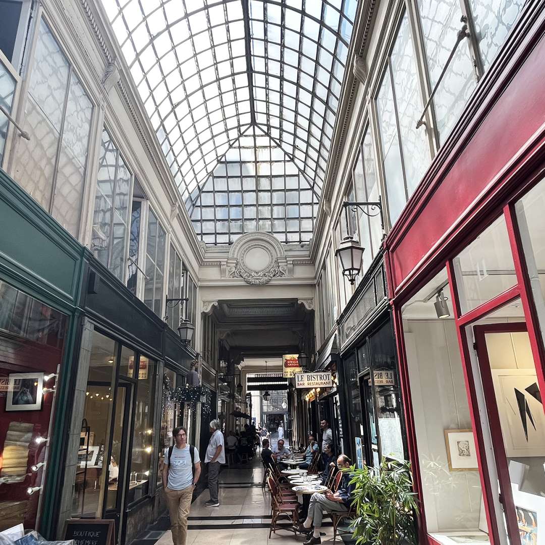 Croissants, Scandals & Secret Passages: Hidden Food Tour of Paris
