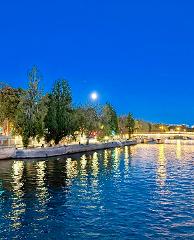 See 30+ Paris Sights : Walking and Metro Tour & River Cruise