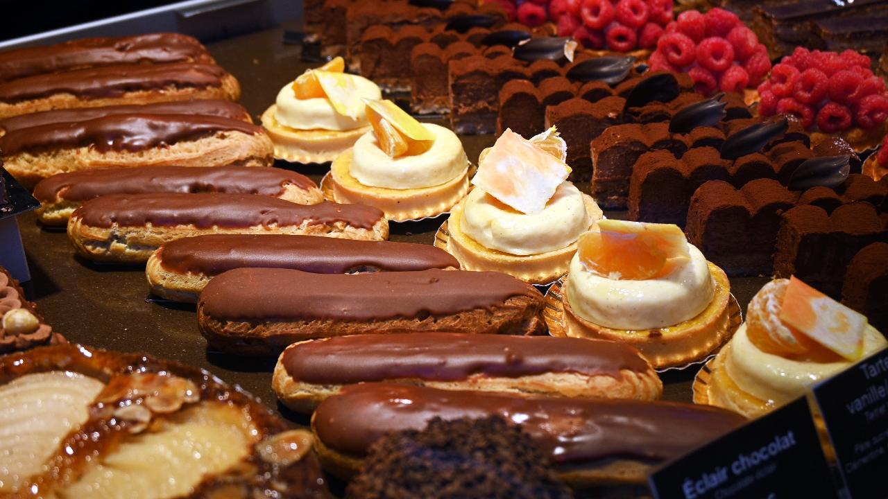 Paris Family Experience: Fashion Show, Perfume & Chocolate